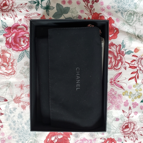 Chanel Mini O light pink handbag gold handle bar - Picture 7 of 10